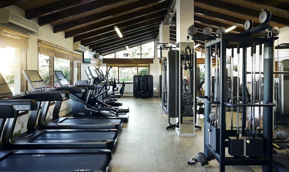 Nobu Hotel Marbella Esterno foto The gym at the Four Seasons Hotel, Tokyo