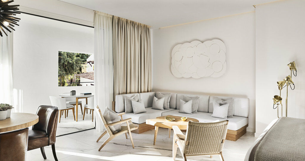 Nobu Hotel Marbella Esterno foto Interior of a suite at the Mandarin Oriental, Munich